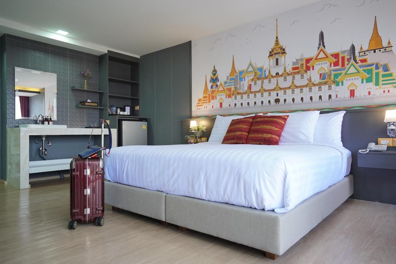 The Qube Fifty Hotel Bangkok Exteriör bild