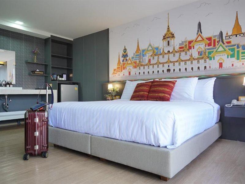 The Qube Fifty Hotel Bangkok Exteriör bild