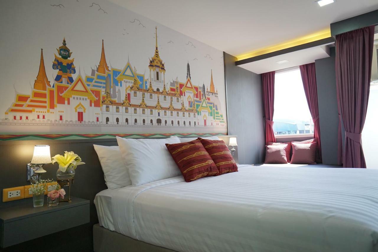 The Qube Fifty Hotel Bangkok Exteriör bild